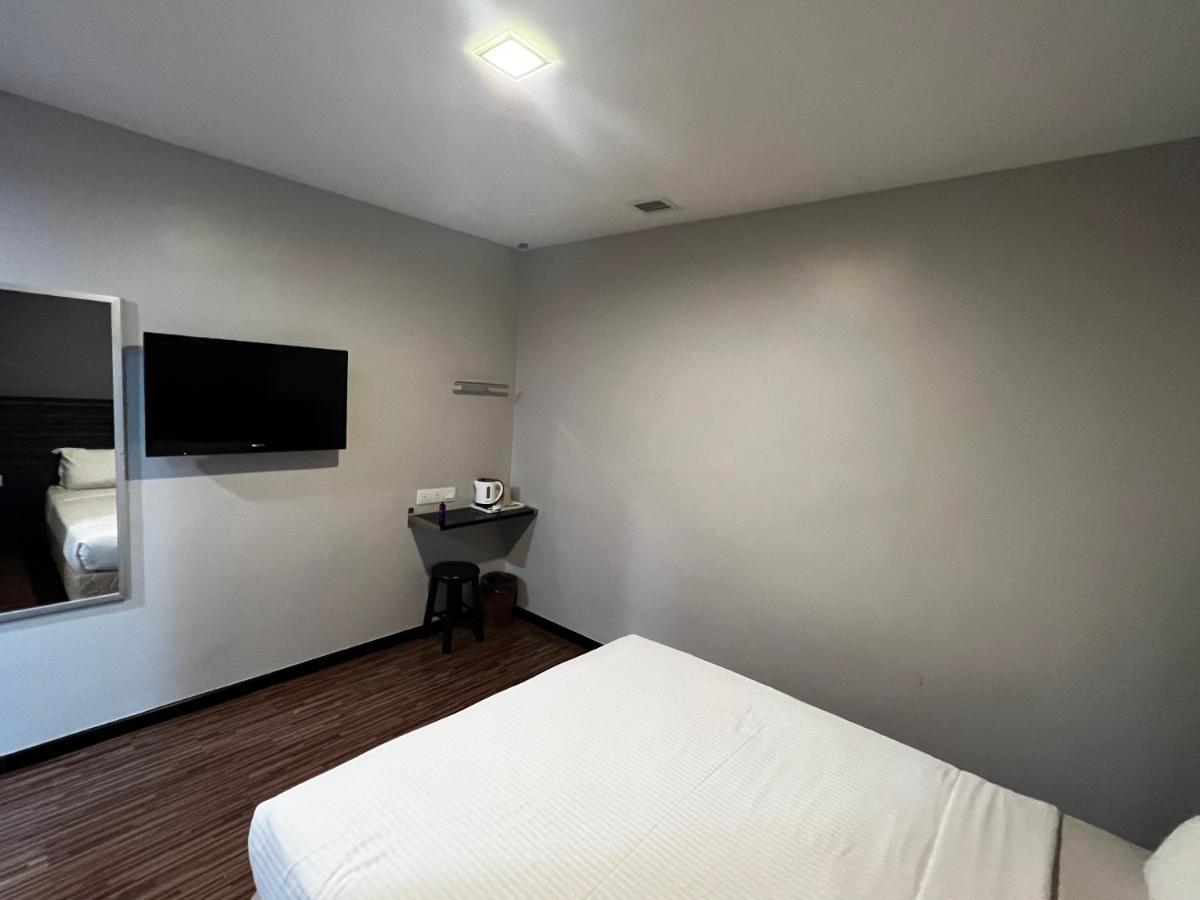 Signature Hotel Kuantan Buitenkant foto