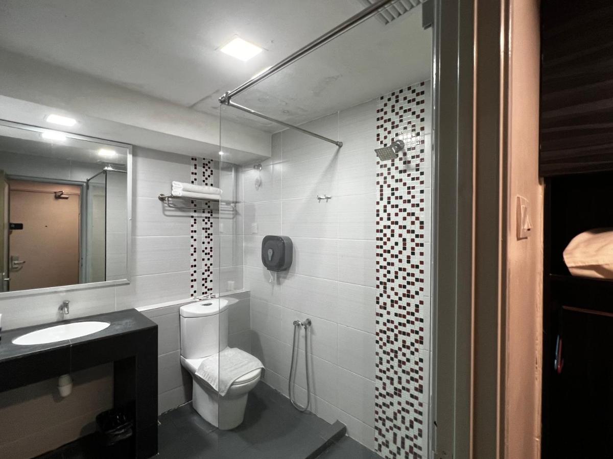 Signature Hotel Kuantan Buitenkant foto