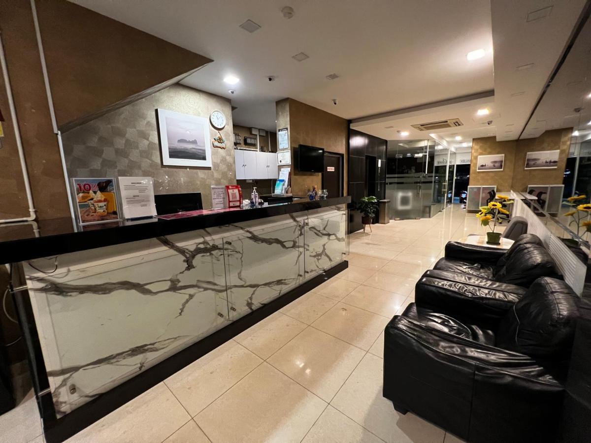 Signature Hotel Kuantan Buitenkant foto