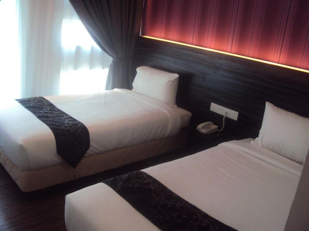 Signature Hotel Kuantan Buitenkant foto