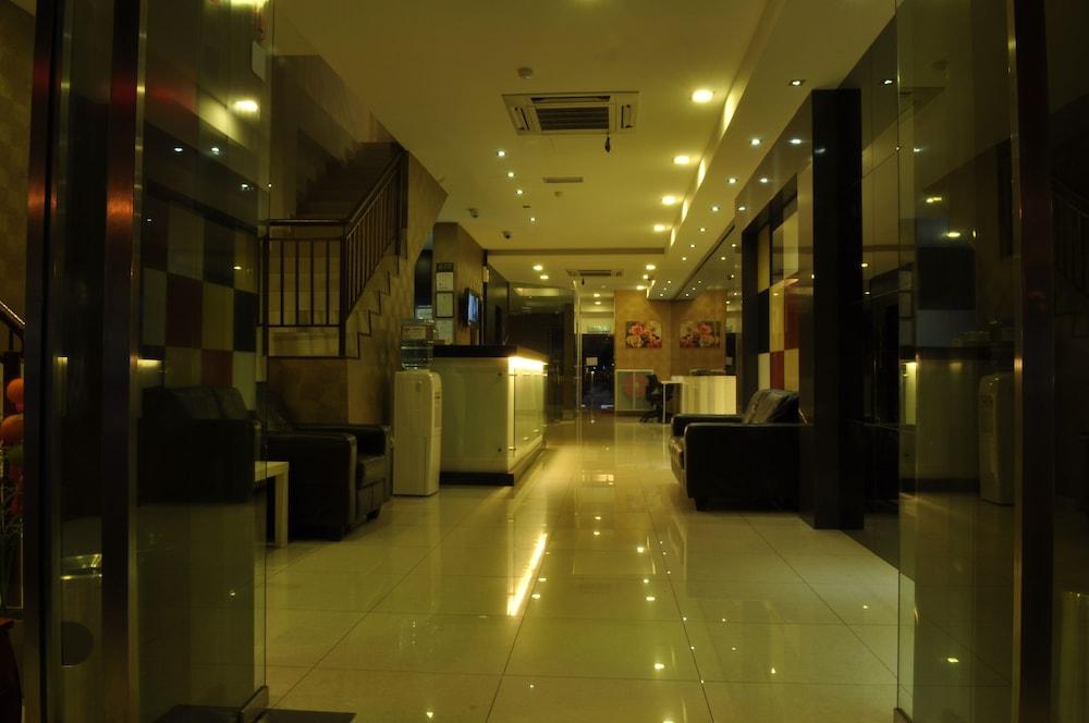 Signature Hotel Kuantan Buitenkant foto