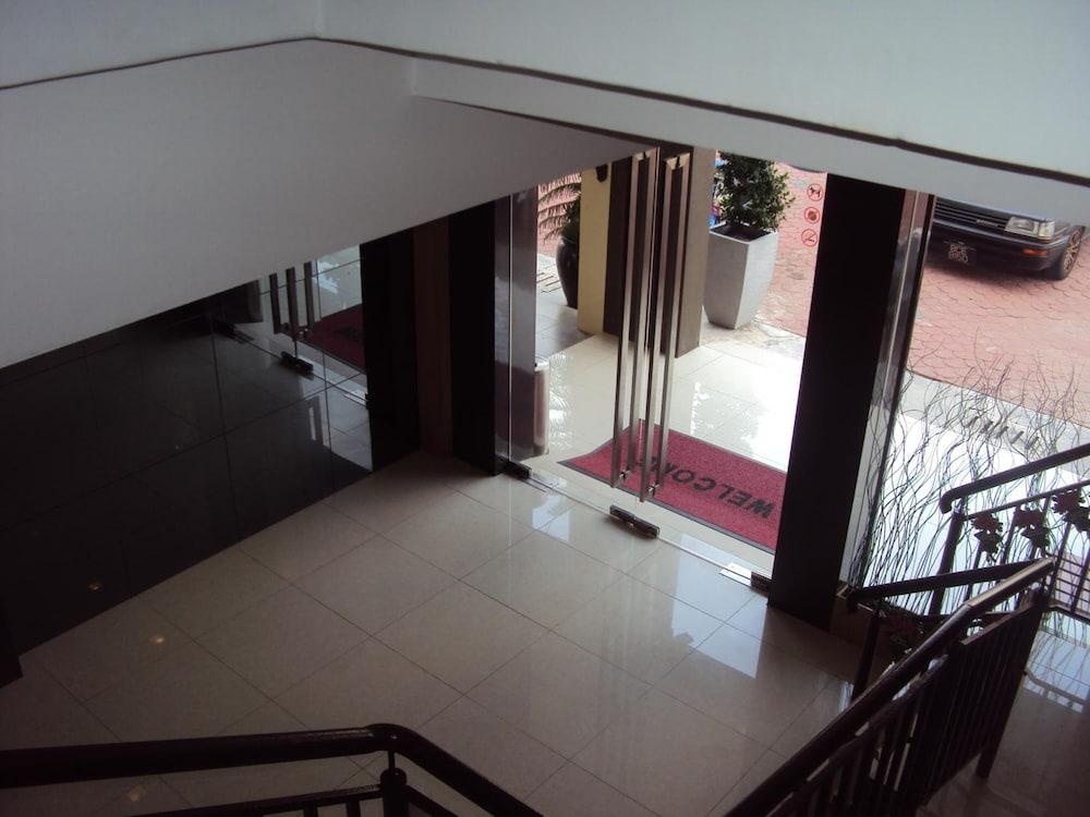 Signature Hotel Kuantan Buitenkant foto