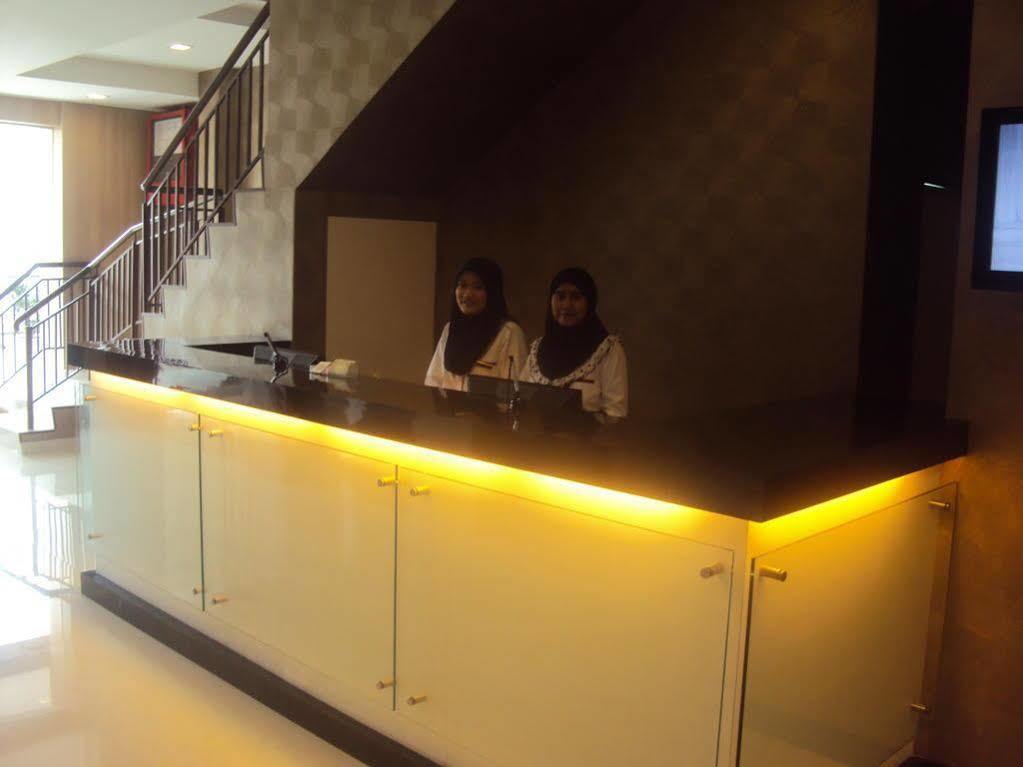 Signature Hotel Kuantan Buitenkant foto